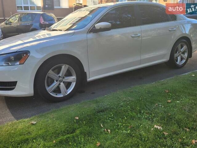 Белый Фольксваген Пассат, объемом двигателя 2.5 л и пробегом 278 тыс. км за 9300 $, фото 9 на Automoto.ua