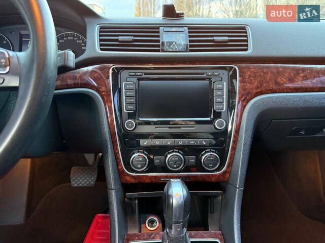 Белый Фольксваген Пассат, объемом двигателя 2 л и пробегом 154 тыс. км за 13200 $, фото 47 на Automoto.ua