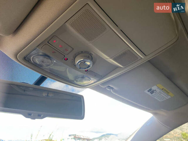 Белый Фольксваген Пассат, объемом двигателя 2.5 л и пробегом 126 тыс. км за 10600 $, фото 45 на Automoto.ua