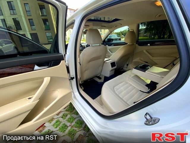 Белый Фольксваген Пассат, объемом двигателя 2 л и пробегом 236 тыс. км за 12100 $, фото 7 на Automoto.ua