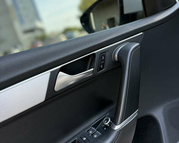 Білий Фольксваген Пассат, об'ємом двигуна 1.8 л та пробігом 210 тис. км за 8900 $, фото 14 на Automoto.ua