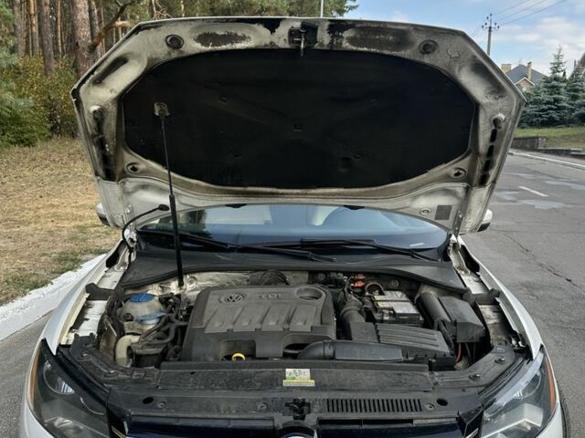 Білий Фольксваген Пассат, об'ємом двигуна 2 л та пробігом 369 тис. км за 10000 $, фото 12 на Automoto.ua