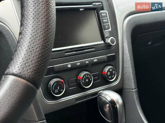 Білий Фольксваген Пассат, об'ємом двигуна 2.5 л та пробігом 206 тис. км за 9990 $, фото 18 на Automoto.ua