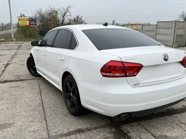 Білий Фольксваген Пассат, об'ємом двигуна 2 л та пробігом 118 тис. км за 11500 $, фото 1 на Automoto.ua