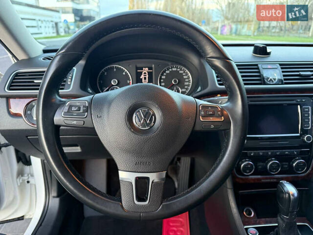 Белый Фольксваген Пассат, объемом двигателя 2 л и пробегом 154 тыс. км за 13200 $, фото 38 на Automoto.ua