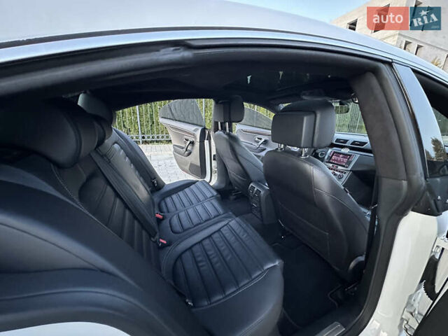 Фольксваген Пассат 2013 в Одессе на Automoto.ua Белый Фольксваген Пассат, объемом двигателя 1.98 л и пробегом 150 тыс. км за 12500 $, фото 33 на Automoto.ua