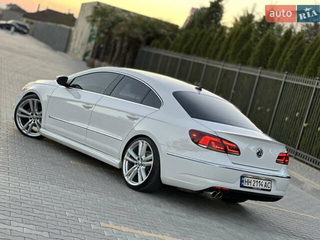 Фольксваген Пассат 2013 в Одессе на Automoto.ua Белый Фольксваген Пассат, объемом двигателя 1.98 л и пробегом 150 тыс. км за 12500 $, фото 8 на Automoto.ua