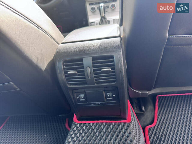 Белый Фольксваген Пассат, объемом двигателя 1.97 л и пробегом 245 тыс. км за 15300 $, фото 25 на Automoto.ua