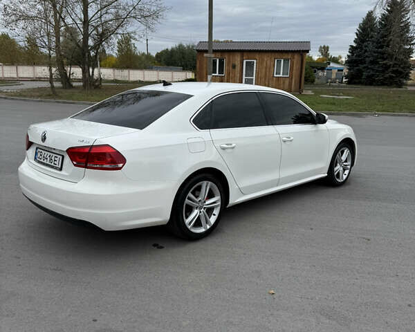 Белый Фольксваген Пассат, объемом двигателя 1.8 л и пробегом 211 тыс. км за 9800 $, фото 5 на Automoto.ua