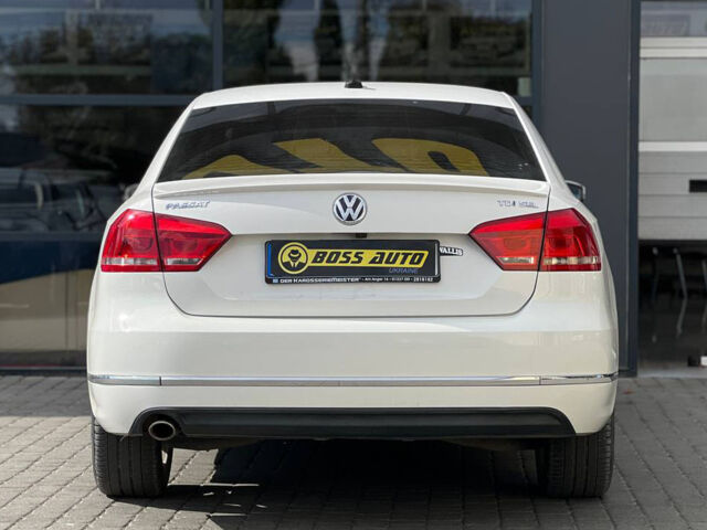 Білий Фольксваген Пассат, об'ємом двигуна 2 л та пробігом 233 тис. км за 11900 $, фото 4 на Automoto.ua