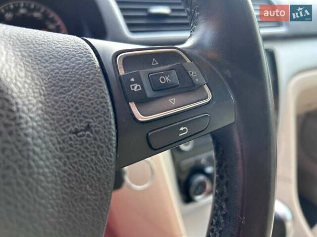 Білий Фольксваген Пассат, об'ємом двигуна 2.5 л та пробігом 158 тис. км за 11290 $, фото 18 на Automoto.ua