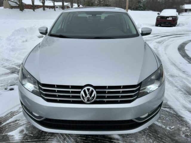 Білий Фольксваген Пассат, об'ємом двигуна 2 л та пробігом 80 тис. км за 3700 $, фото 1 на Automoto.ua