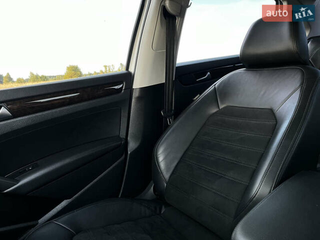 Фольксваген Пассат 2013 в Вышгороде на Automoto.ua Белый Фольксваген Пассат, объемом двигателя 1.97 л и пробегом 102 тыс. км за 14000 $, фото 34 на Automoto.ua