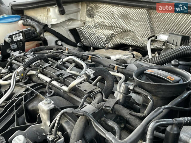 Фольксваген Пассат 2013 в Вышгороде на Automoto.ua Белый Фольксваген Пассат, объемом двигателя 1.97 л и пробегом 102 тыс. км за 14000 $, фото 43 на Automoto.ua