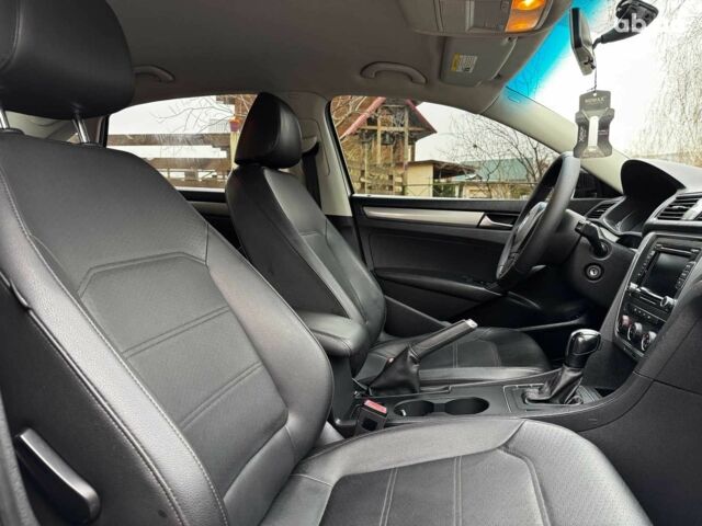 Белый Фольксваген Пассат, объемом двигателя 2.5 л и пробегом 206 тыс. км за 9990 $, фото 25 на Automoto.ua