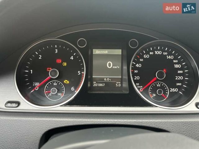 Белый Фольксваген Пассат, объемом двигателя 1.97 л и пробегом 201 тыс. км за 11900 $, фото 7 на Automoto.ua