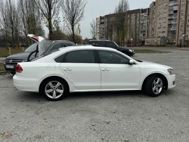 Білий Фольксваген Пассат, об'ємом двигуна 2.5 л та пробігом 226 тис. км за 8900 $, фото 2 на Automoto.ua
