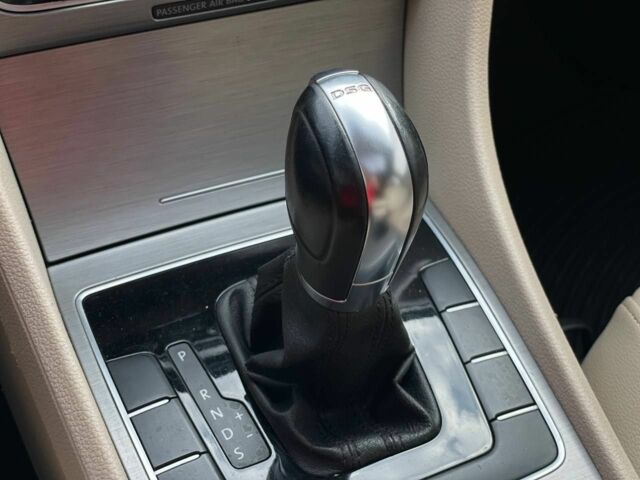 Белый Фольксваген Пассат, объемом двигателя 2 л и пробегом 222 тыс. км за 10900 $, фото 16 на Automoto.ua