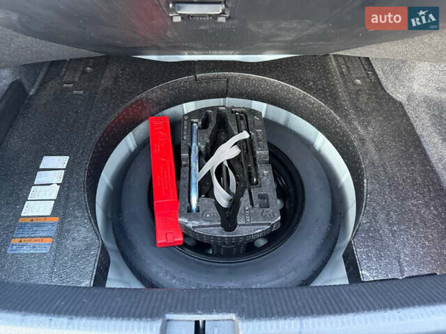 Белый Фольксваген Пассат, объемом двигателя 2 л и пробегом 154 тыс. км за 13200 $, фото 26 на Automoto.ua