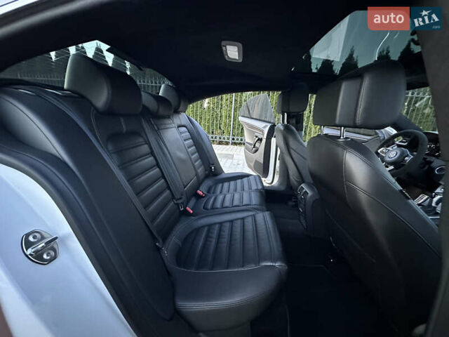 Фольксваген Пассат 2013 в Одессе на Automoto.ua Белый Фольксваген Пассат, объемом двигателя 1.98 л и пробегом 150 тыс. км за 12500 $, фото 32 на Automoto.ua