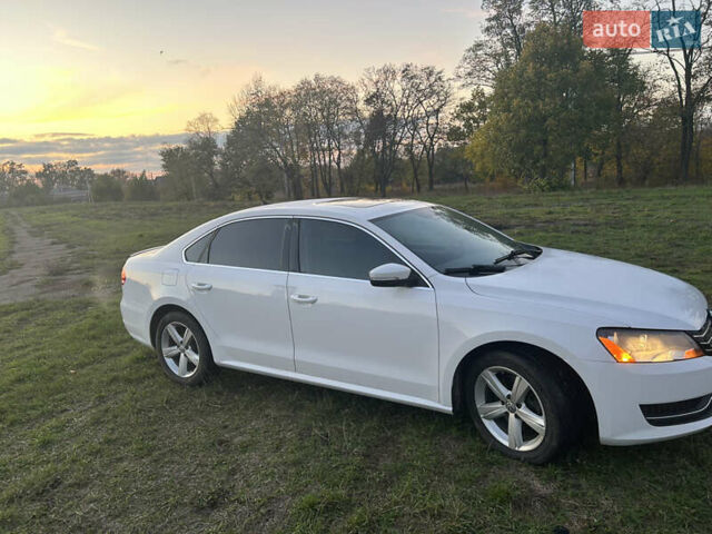 Фольксваген Пассат 2013 в Новоукраинке на Automoto.ua Белый Фольксваген Пассат, объемом двигателя 1.97 л и пробегом 181 тыс. км за 13300 $, фото 4 на Automoto.ua