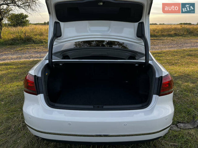 Фольксваген Пассат 2013 в Вышгороде на Automoto.ua Белый Фольксваген Пассат, объемом двигателя 1.97 л и пробегом 102 тыс. км за 14000 $, фото 37 на Automoto.ua