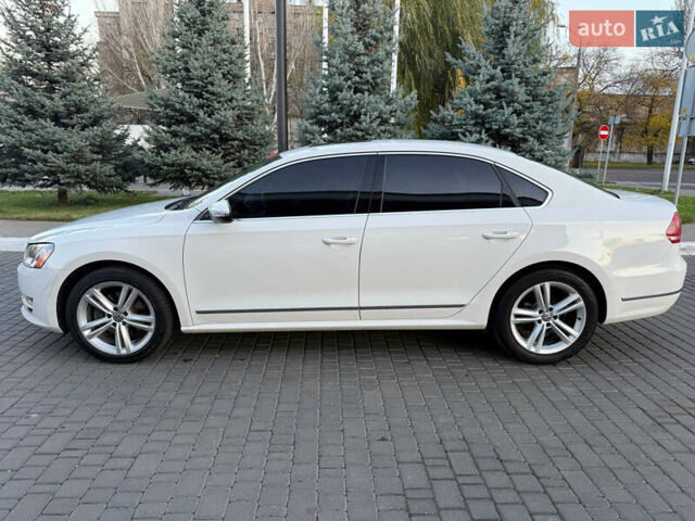 Белый Фольксваген Пассат, объемом двигателя 2 л и пробегом 154 тыс. км за 13200 $, фото 4 на Automoto.ua