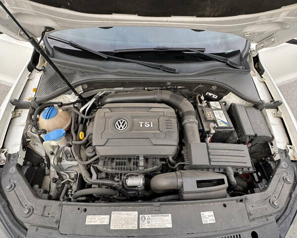 Белый Фольксваген Пассат, объемом двигателя 1.8 л и пробегом 211 тыс. км за 9800 $, фото 18 на Automoto.ua