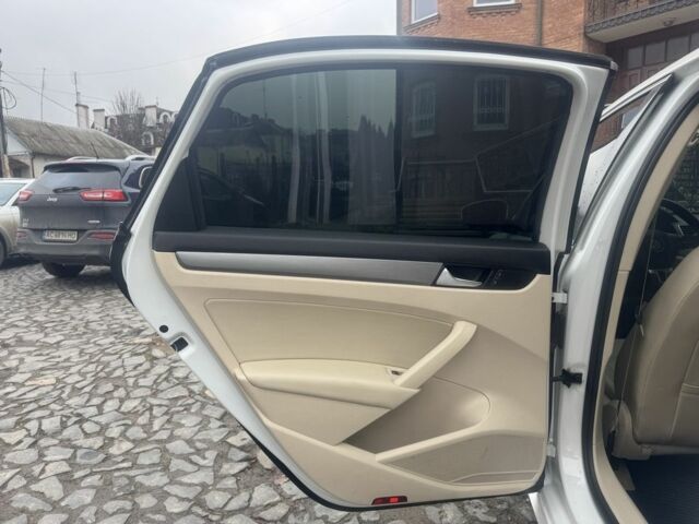 Белый Фольксваген Пассат, объемом двигателя 1.8 л и пробегом 261 тыс. км за 11500 $, фото 12 на Automoto.ua