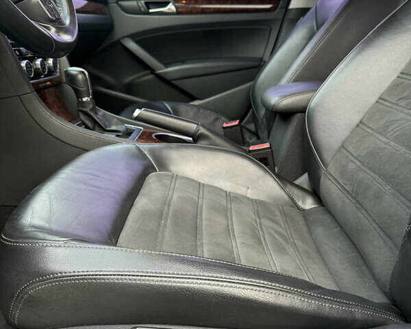 Белый Фольксваген Пассат, объемом двигателя 2 л и пробегом 118 тыс. км за 13200 $, фото 32 на Automoto.ua