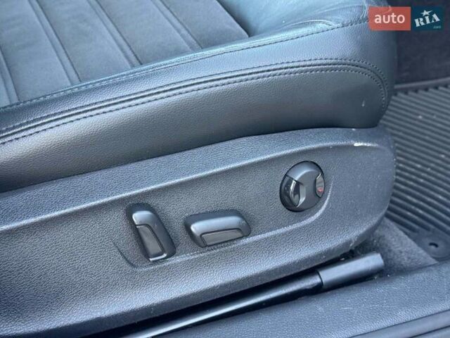 Білий Фольксваген Пассат, об'ємом двигуна 2 л та пробігом 222 тис. км за 14190 $, фото 23 на Automoto.ua