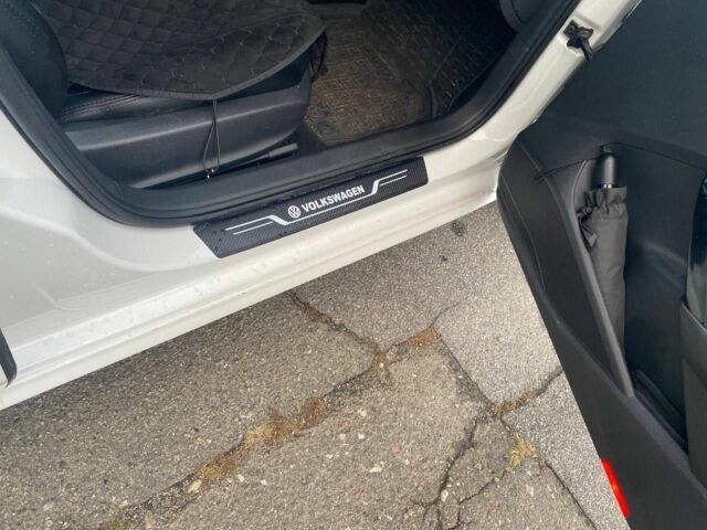 Белый Фольксваген Пассат, объемом двигателя 2.5 л и пробегом 175 тыс. км за 9900 $, фото 13 на Automoto.ua