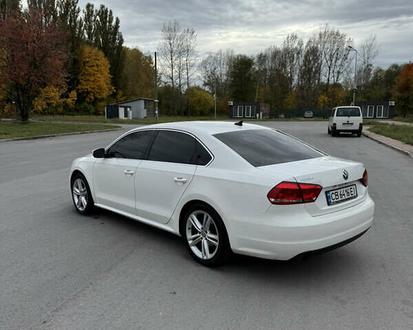 Белый Фольксваген Пассат, объемом двигателя 1.8 л и пробегом 211 тыс. км за 9800 $, фото 3 на Automoto.ua