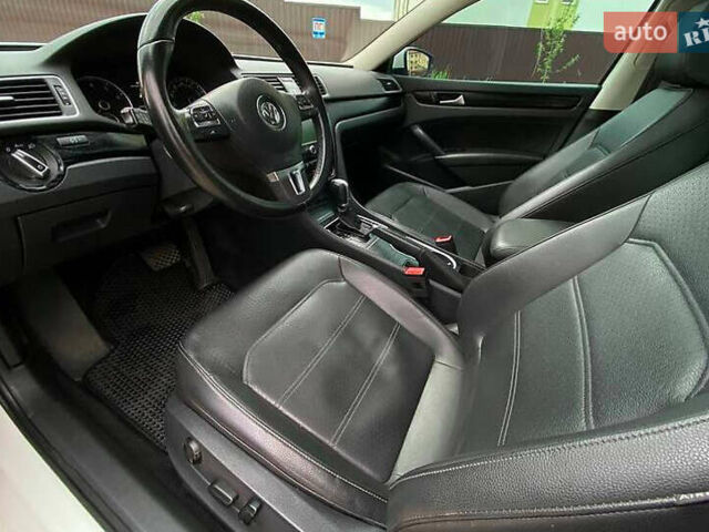 Білий Фольксваген Пассат, об'ємом двигуна 1.8 л та пробігом 172 тис. км за 9300 $, фото 21 на Automoto.ua