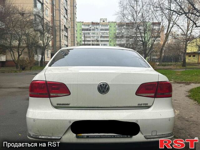 Білий Фольксваген Пассат, об'ємом двигуна 2 л та пробігом 185 тис. км за 11500 $, фото 1 на Automoto.ua