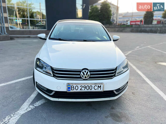Белый Фольксваген Пассат, объемом двигателя 1.97 л и пробегом 260 тыс. км за 10600 $, фото 4 на Automoto.ua