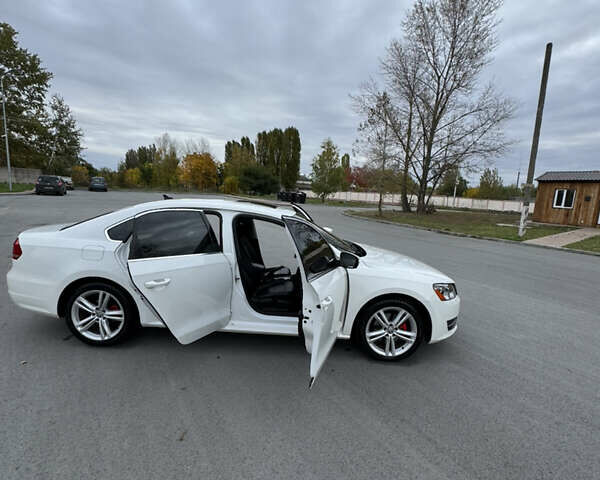 Белый Фольксваген Пассат, объемом двигателя 1.8 л и пробегом 211 тыс. км за 9800 $, фото 17 на Automoto.ua