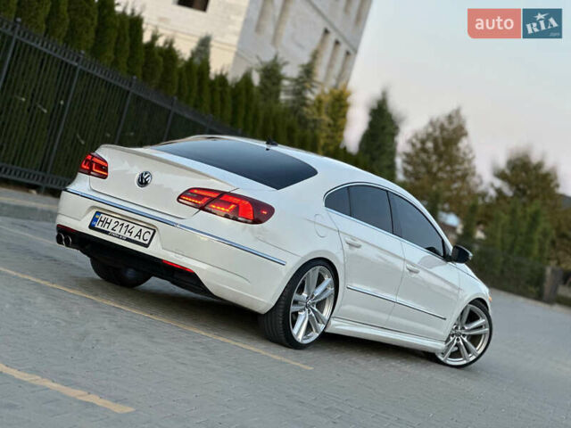 Фольксваген Пассат 2013 в Одессе на Automoto.ua Белый Фольксваген Пассат, объемом двигателя 1.98 л и пробегом 150 тыс. км за 12500 $, фото 23 на Automoto.ua