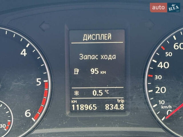 Белый Фольксваген Пассат, объемом двигателя 2 л и пробегом 118 тыс. км за 13200 $, фото 47 на Automoto.ua