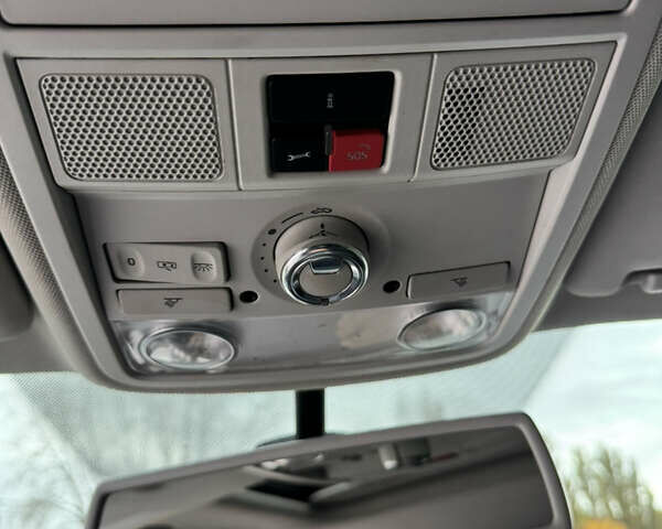 Белый Фольксваген Пассат, объемом двигателя 1.8 л и пробегом 211 тыс. км за 9800 $, фото 11 на Automoto.ua