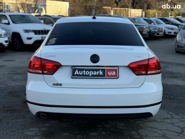 Белый Фольксваген Пассат, объемом двигателя 2 л и пробегом 222 тыс. км за 14190 $, фото 6 на Automoto.ua