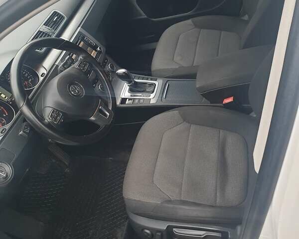 Белый Фольксваген Пассат, объемом двигателя 1.8 л и пробегом 160 тыс. км за 10700 $, фото 8 на Automoto.ua