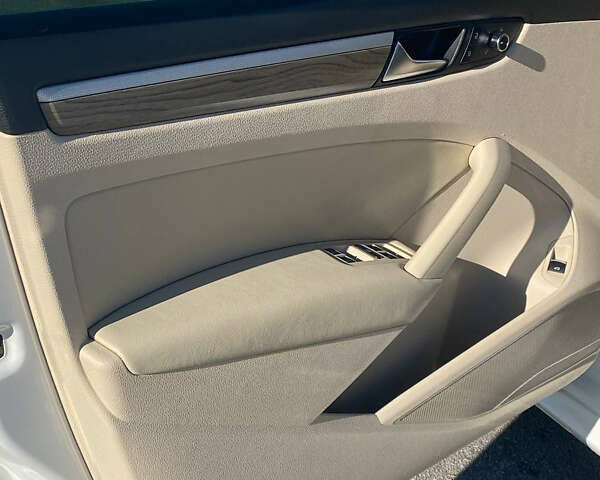 Белый Фольксваген Пассат, объемом двигателя 2.5 л и пробегом 126 тыс. км за 10600 $, фото 36 на Automoto.ua