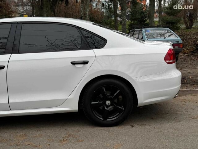 Белый Фольксваген Пассат, объемом двигателя 2.5 л и пробегом 206 тыс. км за 9990 $, фото 9 на Automoto.ua