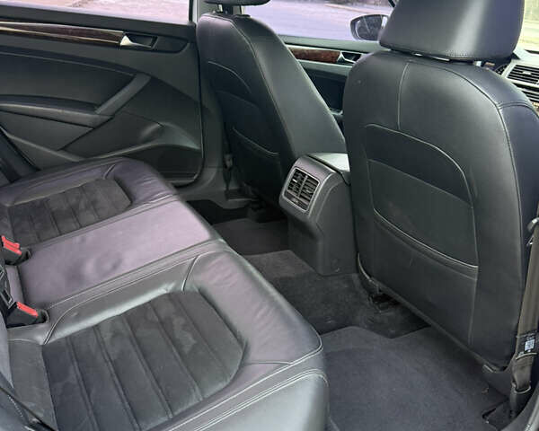 Белый Фольксваген Пассат, объемом двигателя 2 л и пробегом 118 тыс. км за 13200 $, фото 35 на Automoto.ua