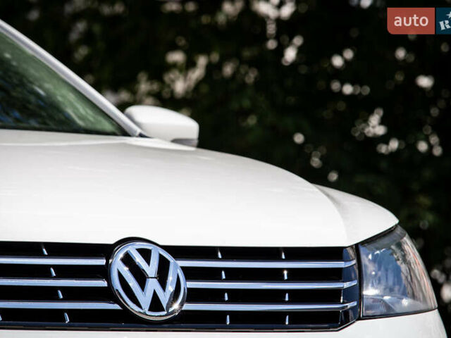 Белый Фольксваген Пассат, объемом двигателя 2 л и пробегом 149 тыс. км за 13250 $, фото 5 на Automoto.ua