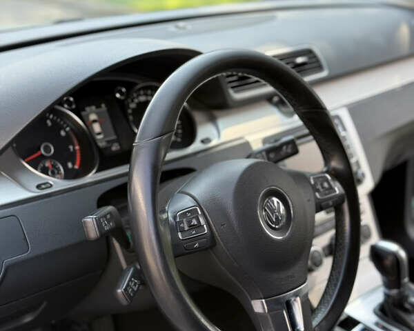 Білий Фольксваген Пассат, об'ємом двигуна 1.8 л та пробігом 210 тис. км за 8900 $, фото 18 на Automoto.ua