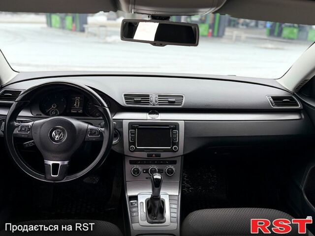 Белый Фольксваген Пассат, объемом двигателя 2 л и пробегом 20000 тыс. км за 8999 $, фото 12 на Automoto.ua