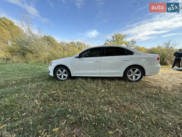 Білий Фольксваген Пассат, об'ємом двигуна 1.8 л та пробігом 160 тис. км за 11500 $, фото 26 на Automoto.ua