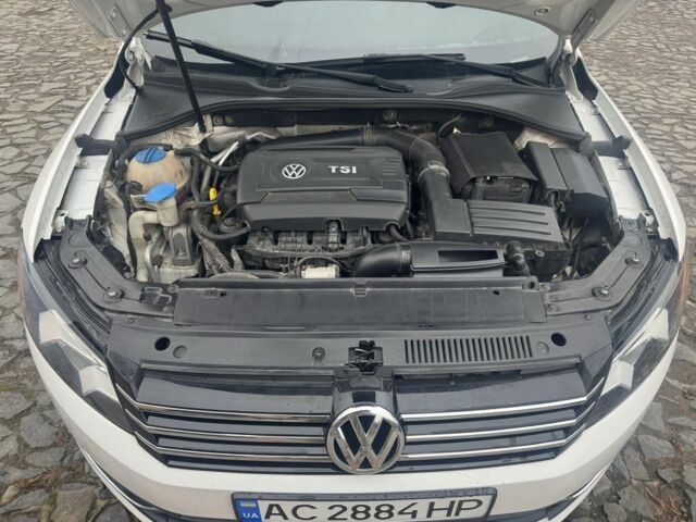 Белый Фольксваген Пассат, объемом двигателя 1.8 л и пробегом 261 тыс. км за 11500 $, фото 4 на Automoto.ua